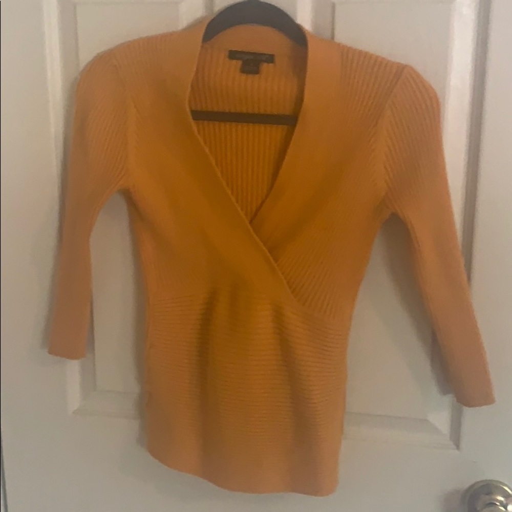 Top - Picture 2 of 2